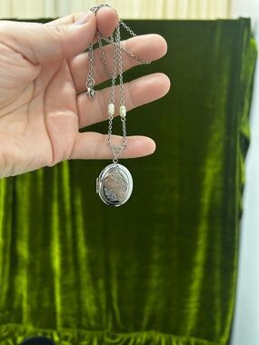 Vintage Avon Etched SilverToned Oval Locket Necklace with Pearlescent Accents